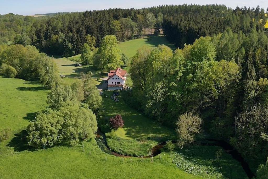 Wald-Apartment Limbach-Oberfrohna ภายนอก รูปภาพ