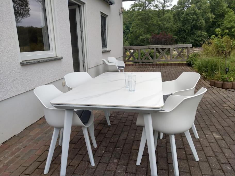 Wald-Apartment Limbach-Oberfrohna ภายนอก รูปภาพ