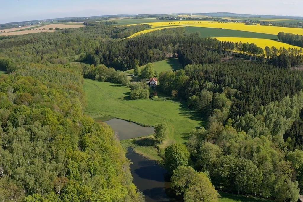 Wald-Apartment Limbach-Oberfrohna ภายนอก รูปภาพ