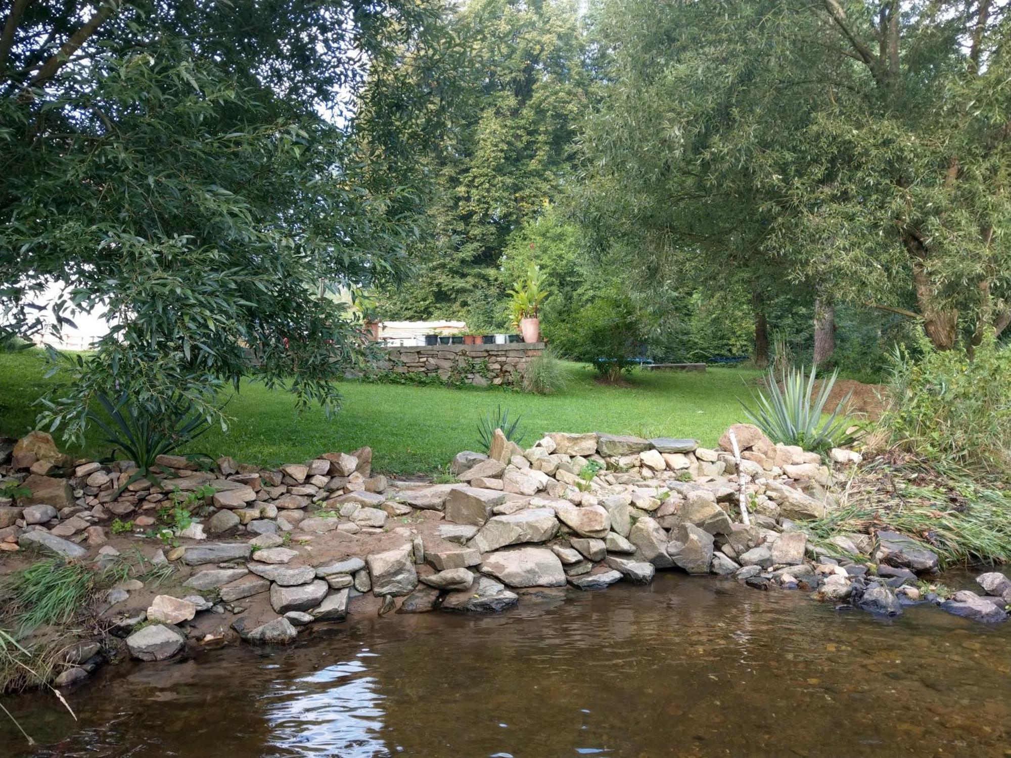 Wald-Apartment Limbach-Oberfrohna ภายนอก รูปภาพ